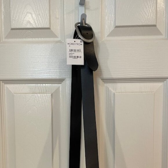 Melrose and Market Accessories - NWT Ladies Melrose and Market black leather belt; sz XL